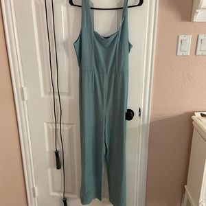 Bought but never wore